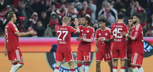 سداسية بافارية تعيد بايرن إلى صدارة الدوري الألماني